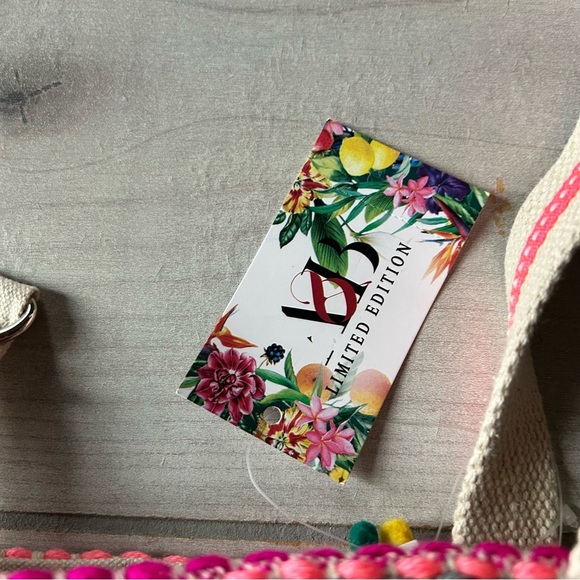 NWT America and Beyond Flamingo Bird Toucan Beaded Pom Embroidered Beach Tote - Picture 5 of 9